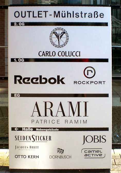 Metzingen Outlet Mhlstrae  (Carlo Colucci Store, Reebok Shop, Arami Factory Store, Camel Aktive, Seidensticker....